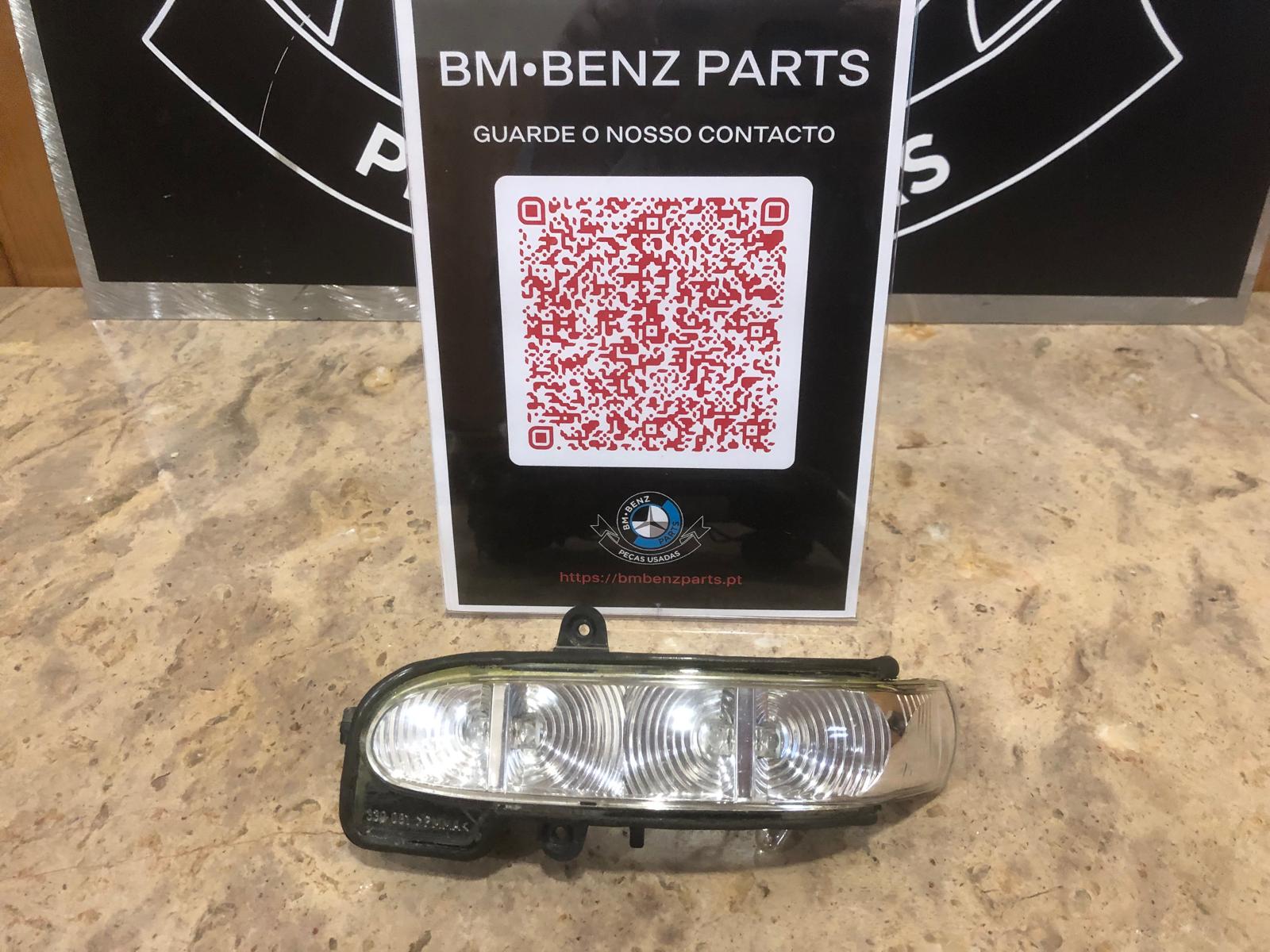 Pisca do espelho retrovisor esquerdo Mercedes E Class W211 Ref.A2038201321