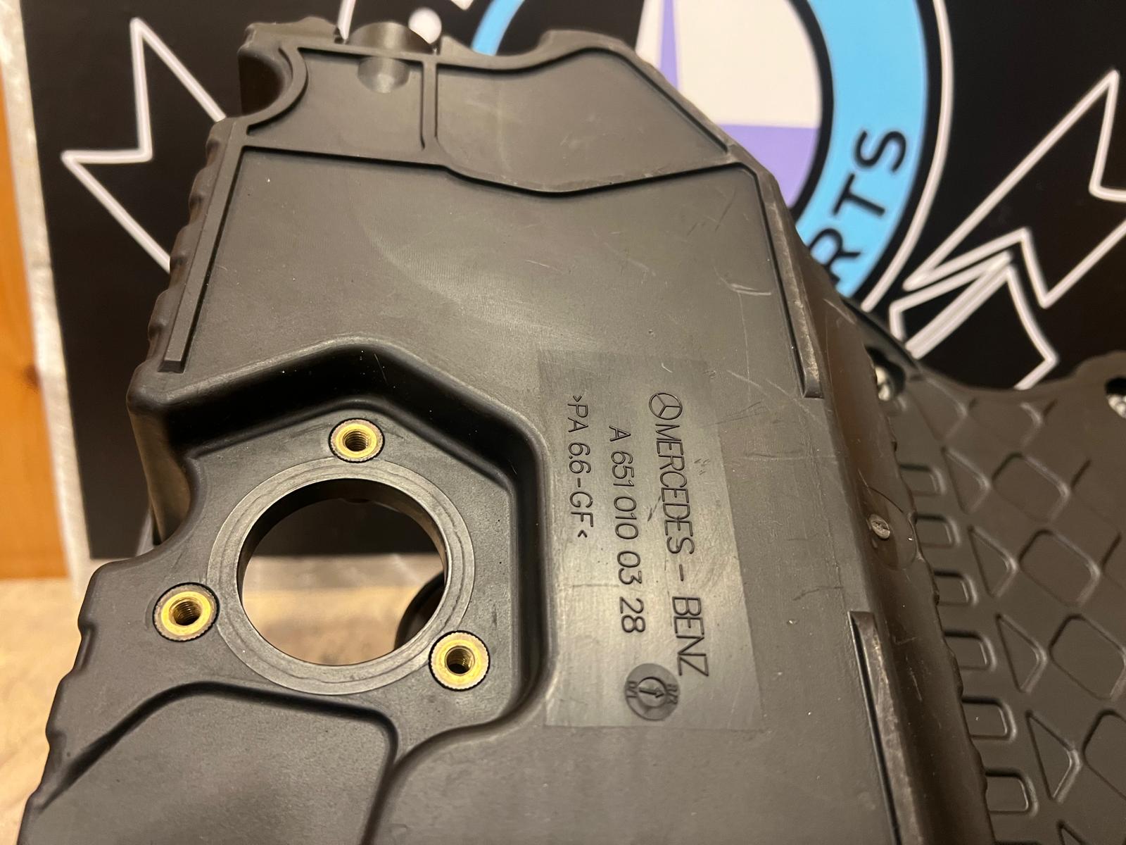 Cárter de óleo do motor original da Mercedes-Benz, com referência OEM A6510100328
